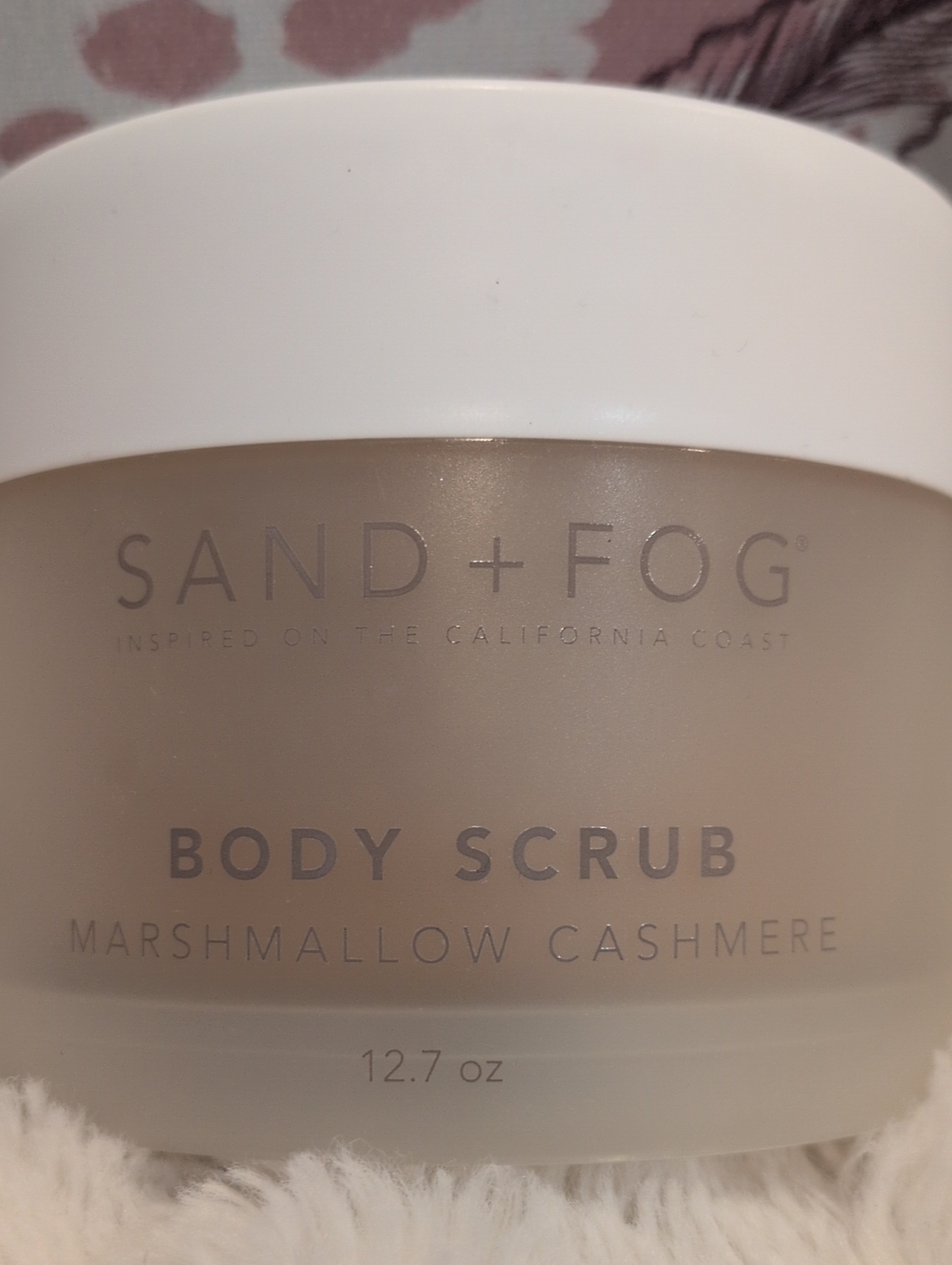 Sand And Fog Marshmallow Cashmere Body Scrub